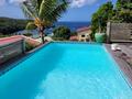 Rare : Villa F3 +F2 avec piscine et vue mer à Grande Anse -