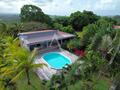 Maison T4 avec vue mer, piscine et appartement T2 au Robert