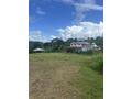 LAMENTIN  Terrain pro 2 373 m² avec 712 m² de constructibili