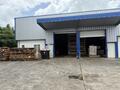 A LOUER, Le Lamentin depot de 350m2