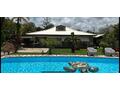 Superbe maison T5 avec piscine et jardin arboré de 1258 m2 U