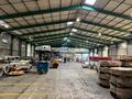 Entrepôt 2700 m2 divisibles à partir de 750 m2 Le Port