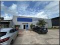 A VENDRE Dépôt + Bureaux - 600 m2