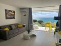 Studio UNIQUE avec vue sur la mer et piscine