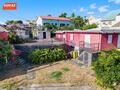 Local commercial à louer - 75 m² - PITON ST LEU - 2 030 € CC
